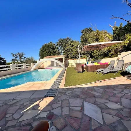 Maison De En Corse
